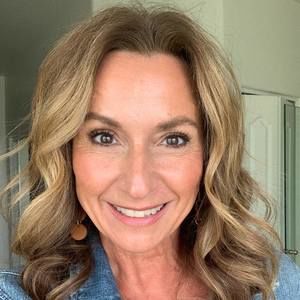 Meet your Posher, Mary ann